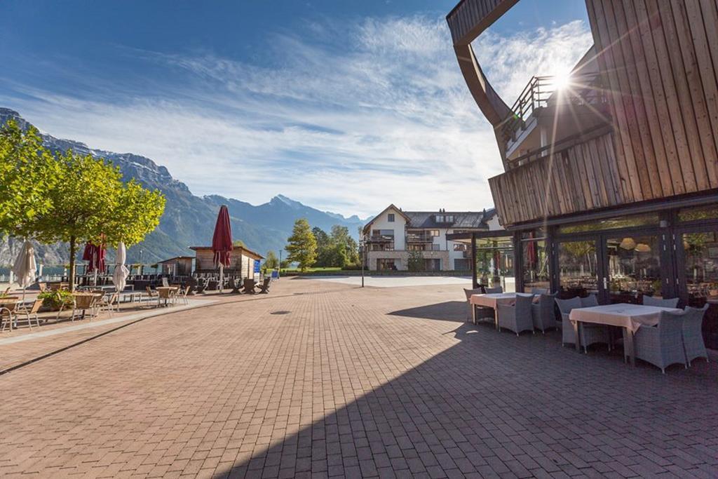 Marina Walensee Hotel Unterterzen ภายนอก รูปภาพ