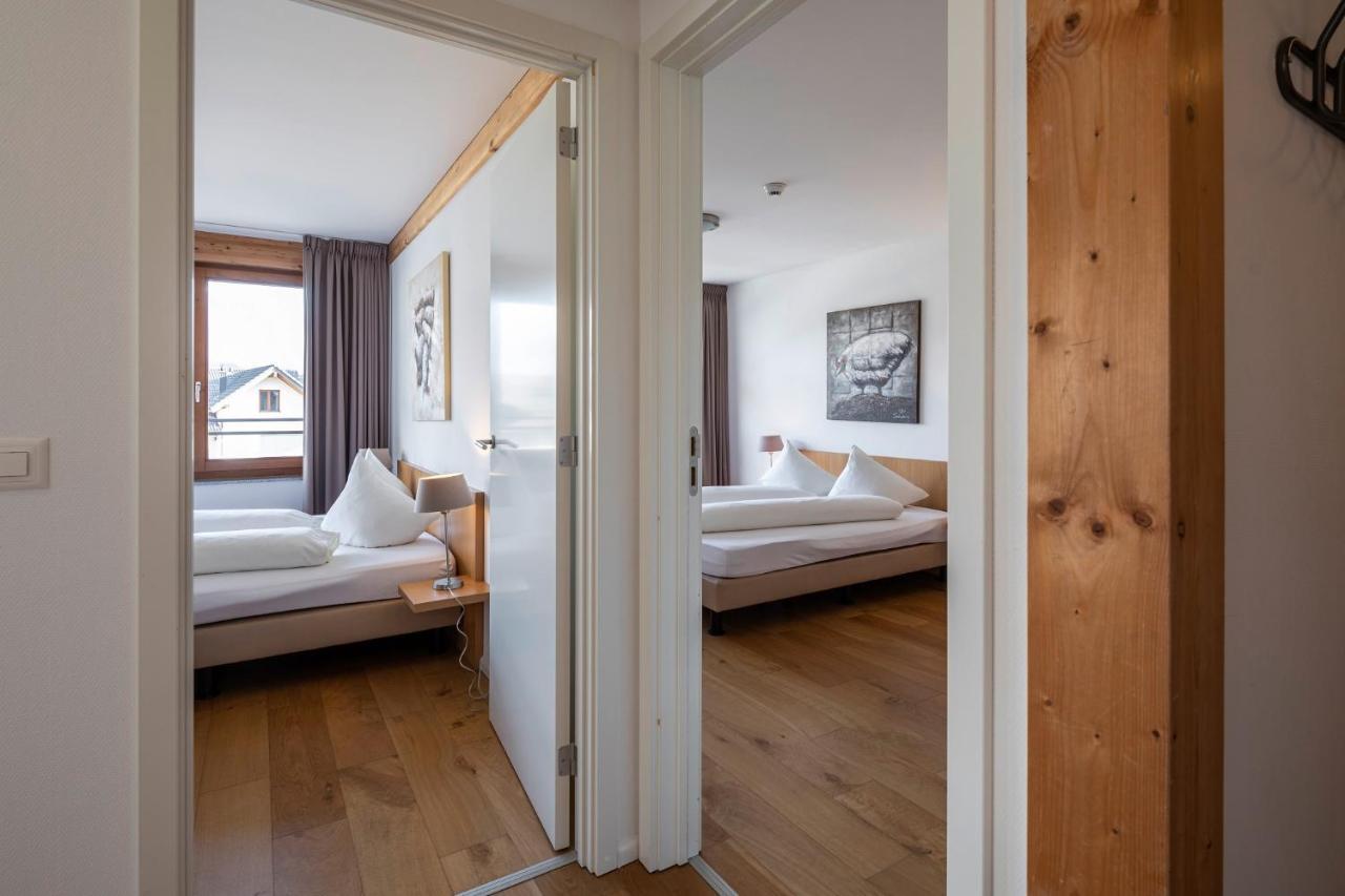 Marina Walensee Hotel Unterterzen ภายนอก รูปภาพ